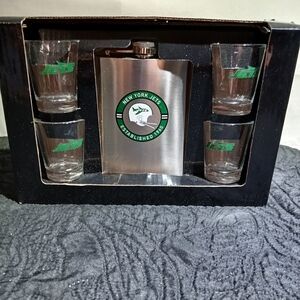 NFL Silver and Green Flask Set